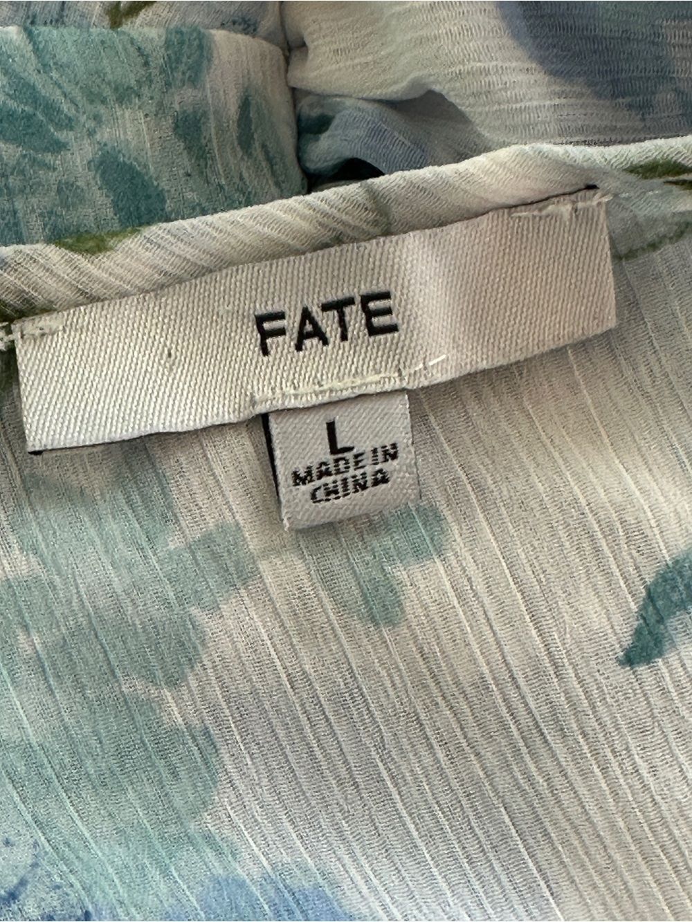 Fate Floral Ruffle Long-Sleeve Crop Top - Blue Large - Picture 6 of 7
